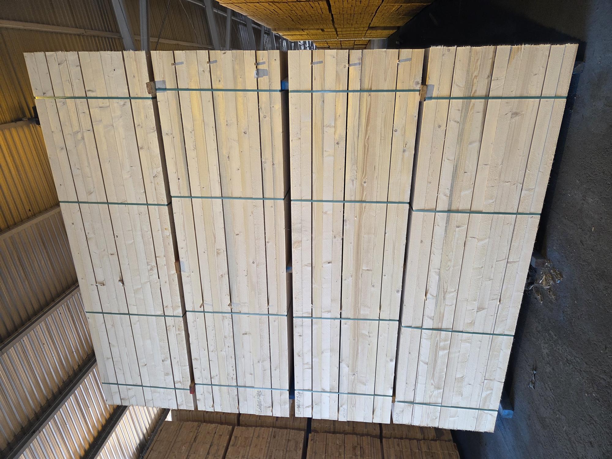 Tied bundles of sawn planks